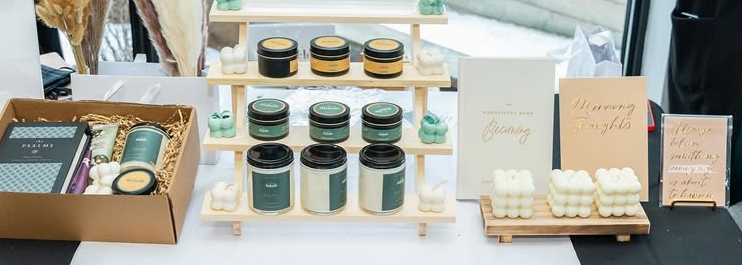 8oz Candle (Solitude, Palo Noir, Ascend)